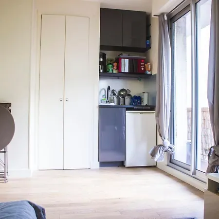 Charming Studio Near Tour Montparnasse Appartement Paris